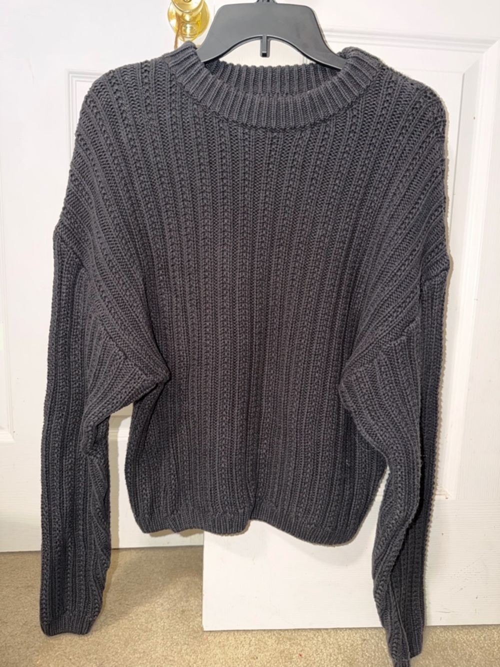 Universal Thread Charcoal Ribbed Crewneck Sweater